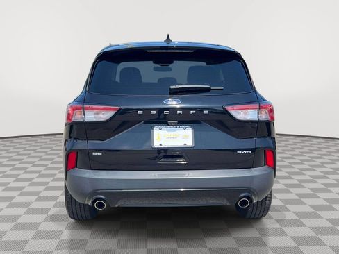 Used 2022 Ford Escape SE w/ SE Sport Appearance Package AWD/4WD image 6