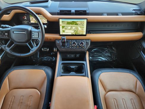 Used 2023 Land Rover Defender 110 X AWD/4WD image 19