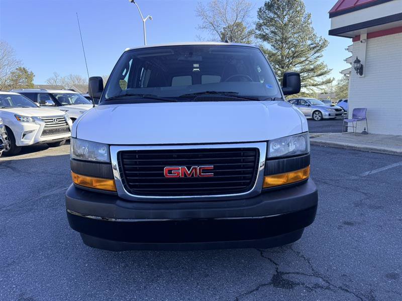 Used 2019 GMC Savana 2500 w/ Driver Convenience Package RWD image 2