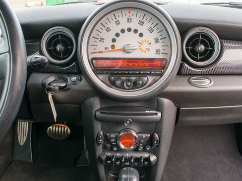 Used 2013 MINI Cooper S image 21