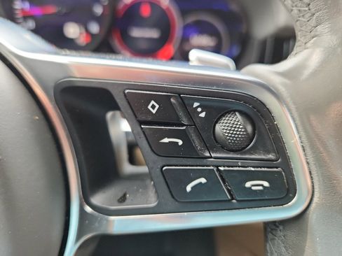 Used 2019 Porsche Cayenne Base image 22