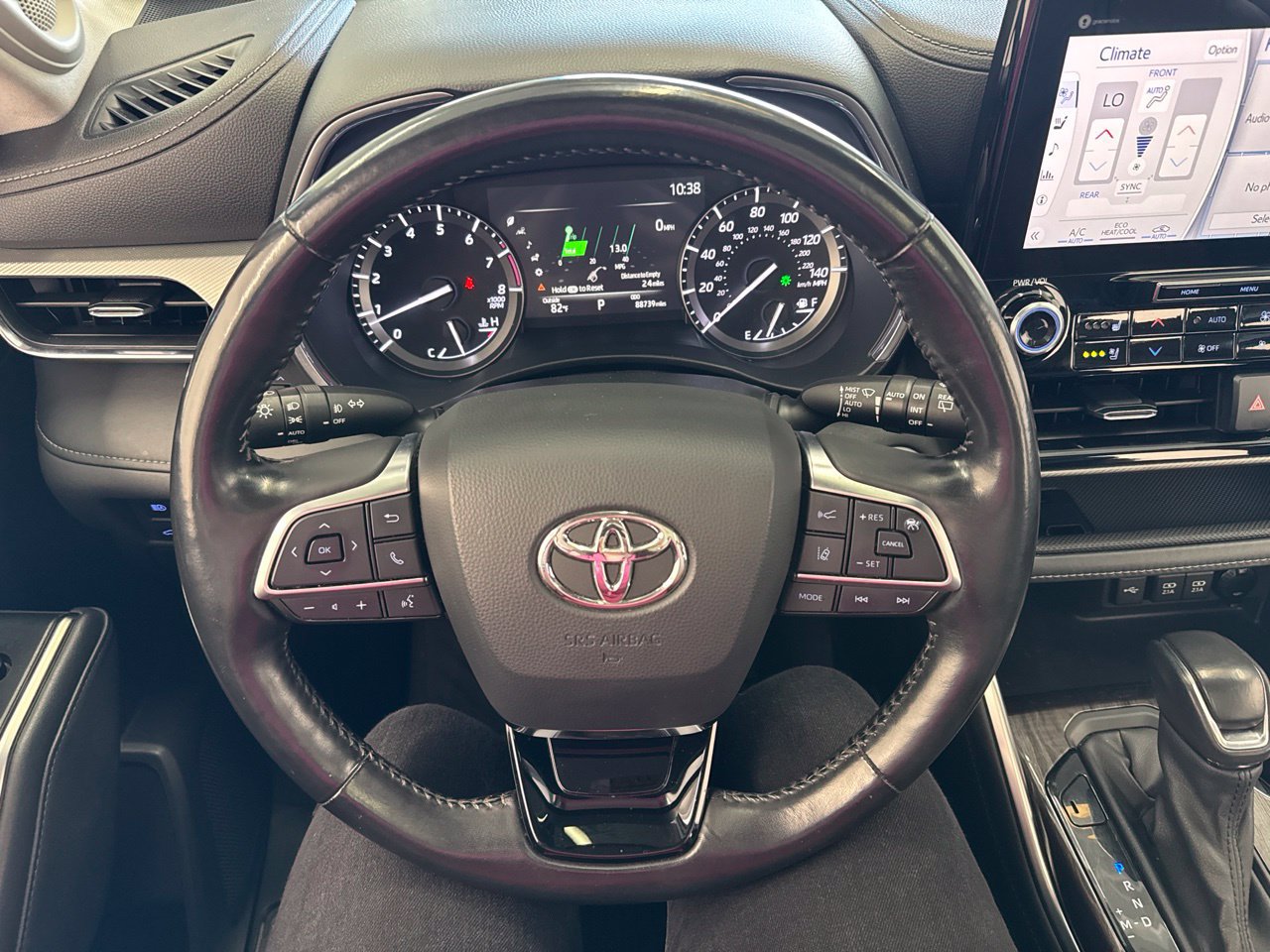 Certified 2021 Toyota Highlander Platinum AWD/4WD image 20