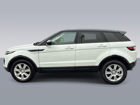 Used 2018 Land Rover Range Rover Evoque AWD/4WD image 4