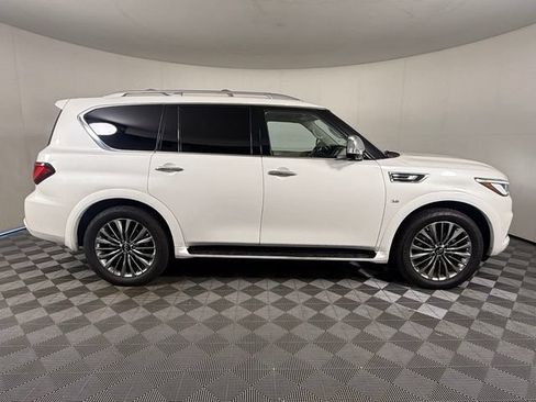 Used 2020 INFINITI QX80 Luxe w/ Sensory Package RWD image 9