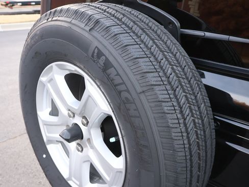 Used 2021 Jeep Wrangler Unlimited Sport S image 22