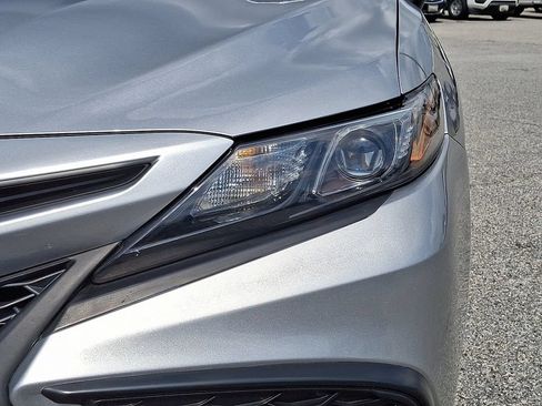 Used 2024 Toyota Camry SE FWD image 9