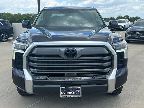 Used 2024 Toyota Tundra Limited AWD/4WD image 8