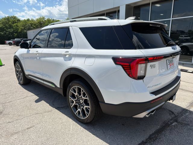 Used 2025 Ford Explorer Platinum w/ Ultimate Package AWD/4WD image 5