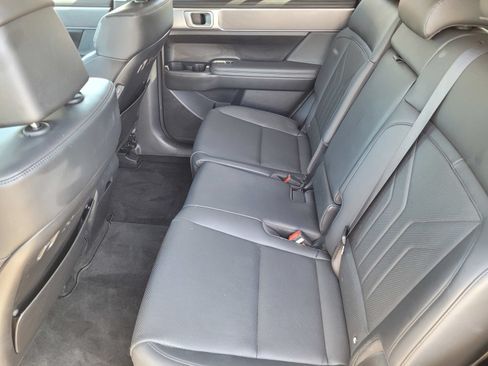 Certified 2025 Hyundai Santa Fe SEL AWD/4WD image 11
