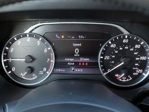 Certified 2024 Nissan Titan SV w/ SV Convenience Package image 25