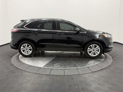 Used 2019 Ford Edge SEL w/ Equipment Group 201A image 7