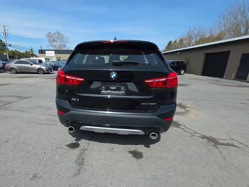 Used 2021 BMW X1 xDrive28i w/ Convenience Package image 3