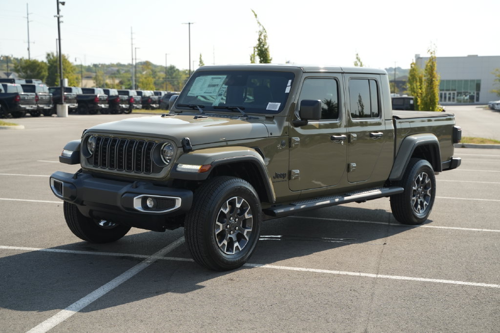 New 2026 Jeep Gladiator Sport AWD/4WD image 3