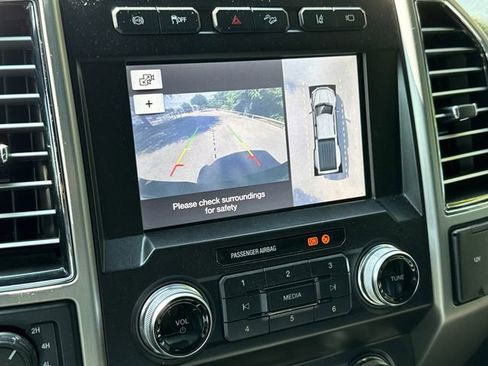 Used 2019 Ford F350 Platinum w/ Platinum Ultimate Package AWD/4WD image 24