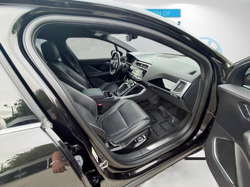 Used 2020 Jaguar I-PACE SE AWD/4WD image 32