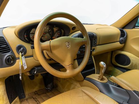 Used 1999 Porsche 911 Cabriolet image 2