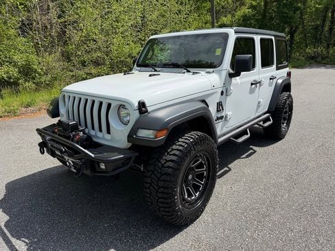 Used 2023 Jeep Wrangler Unlimited Sport AWD/4WD image 2