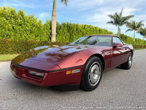 Used 1987 Chevrolet Corvette Convertible RWD image 2