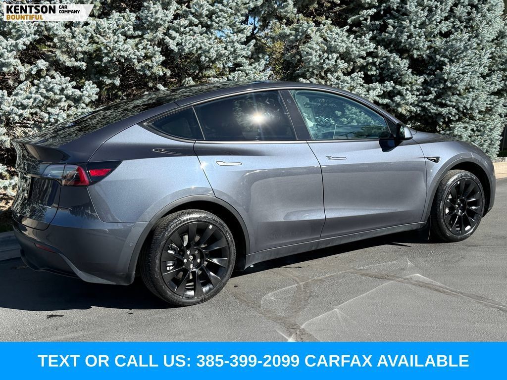 Used 2022 Tesla Model Y Long Range AWD/4WD image 9