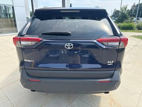 Used 2025 Toyota RAV4 XLE AWD/4WD image 6