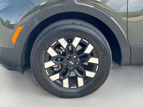 Used 2025 Hyundai Santa Cruz SEL FWD image 30