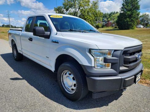 Used 2017 Ford F150 XL w/ Equipment Group 101A Mid image 4