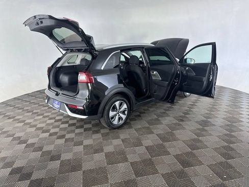 Used 2019 Kia Niro LX FWD image 16