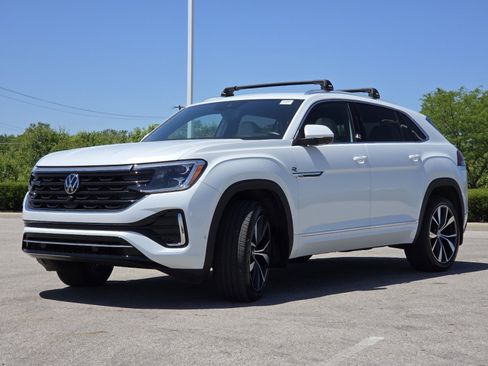 Used 2024 Volkswagen Atlas Cross Sport SEL Premium R-Line AWD/4WD image 13