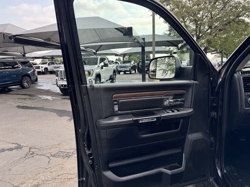 Used 2017 RAM 2500 Laramie w/ Sport Appearance Group AWD/4WD image 9