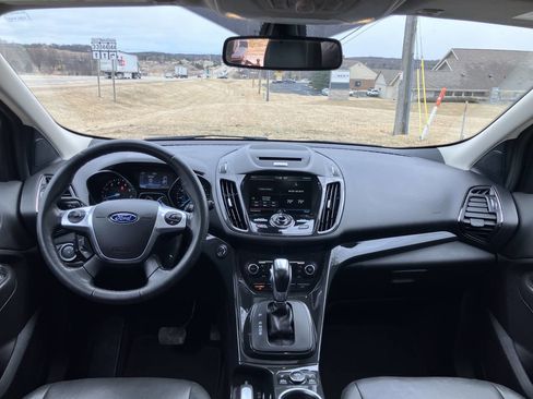Used 2015 Ford Escape Titanium AWD/4WD image 16