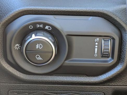 New 2026 Jeep Gladiator Sport AWD/4WD image 25