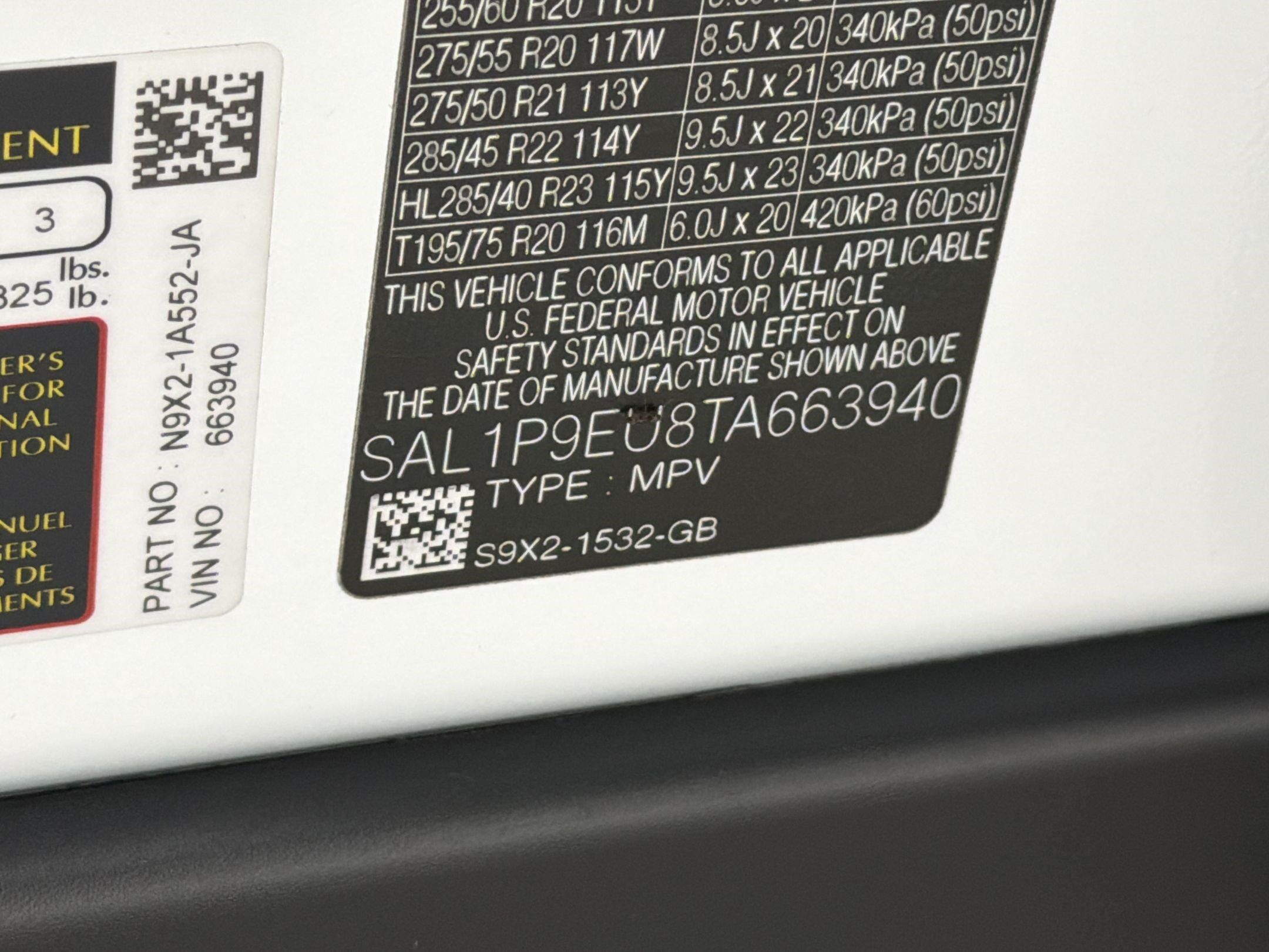 New 2026 Land Rover Range Rover Sport SE AWD/4WD image 30