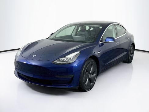 Used 2019 Tesla Model 3 Standard Range Plus RWD image 3