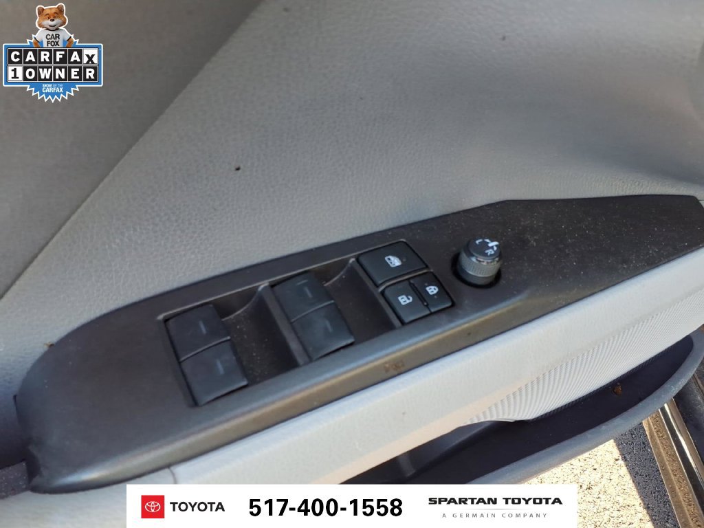 Used 2024 Toyota Camry SE AWD/4WD image 15