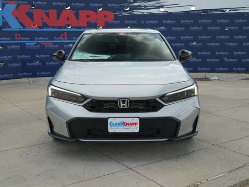 Used 2025 Honda Civic Sport Touring image 2