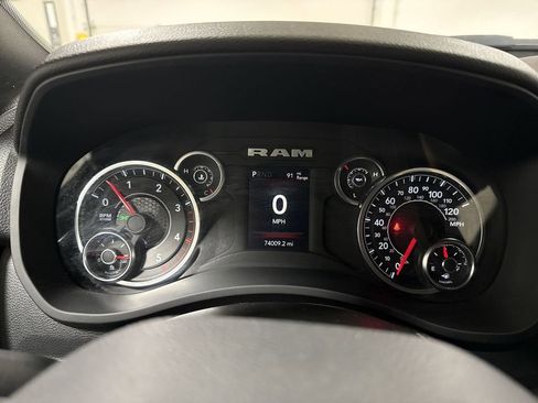 Used 2024 RAM 3500 Big Horn image 12