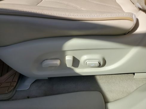 Used 2013 INFINITI JX35 AWD w/ Premium Pkg image 11