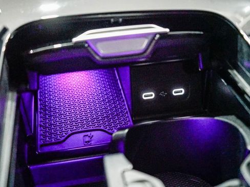 Used 2022 Mercedes-Benz C 300 Sedan image 23