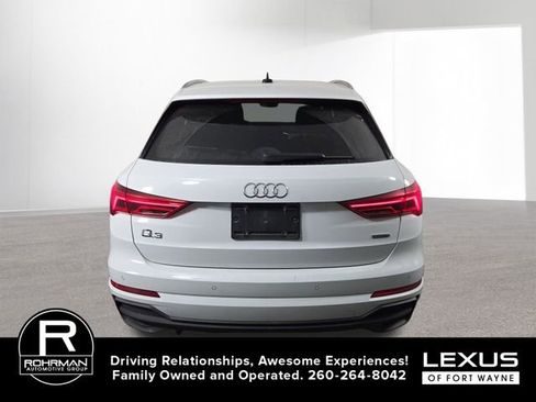 Used 2025 Audi Q3 2.0T Premium image 8