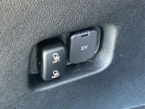 Used 2022 Ford Edge SEL w/ Convenience Package image 24