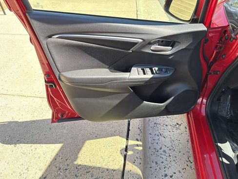 Used 2015 Honda Fit EX image 28