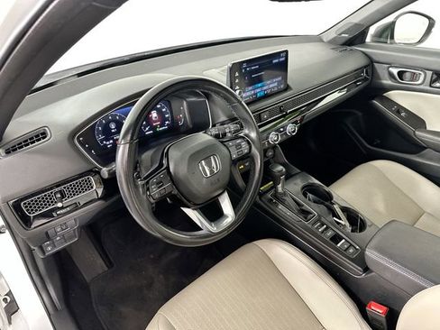 Used 2023 Honda Civic Sport Touring image 9