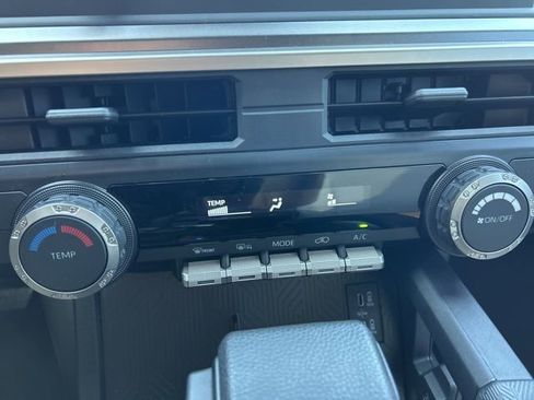 Certified 2025 Toyota 4Runner SR5 image 16