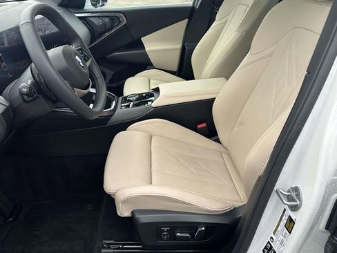 Certified 2025 BMW X3 xDrive30i w/ Premium Package image 25