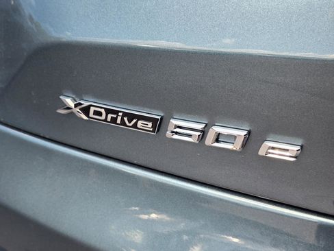 New 2026 BMW X5 xDrive50e image 5