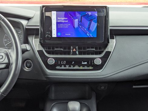 Used 2023 Toyota Corolla SE image 15