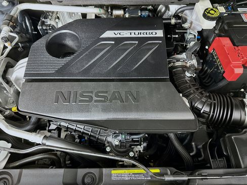 Used 2023 Nissan Rogue SL w/ SL Premium Package image 35