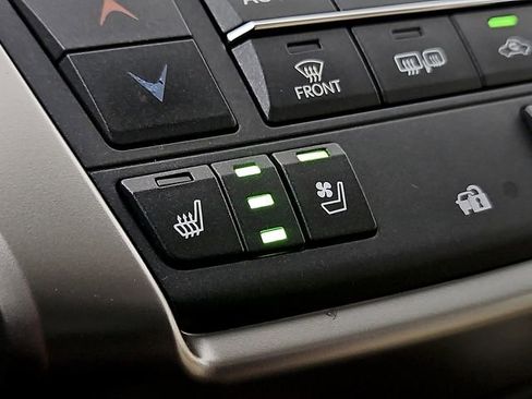 Used 2017 Lexus NX 200t FWD image 29