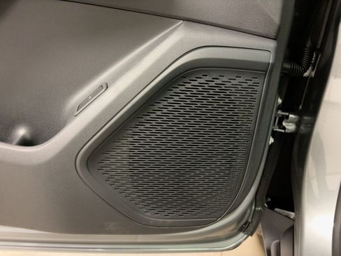 New 2026 Chevrolet Traverse LT w/ Sun and Wheel Package image 22