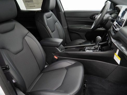 New 2026 Jeep Compass Latitude image 35